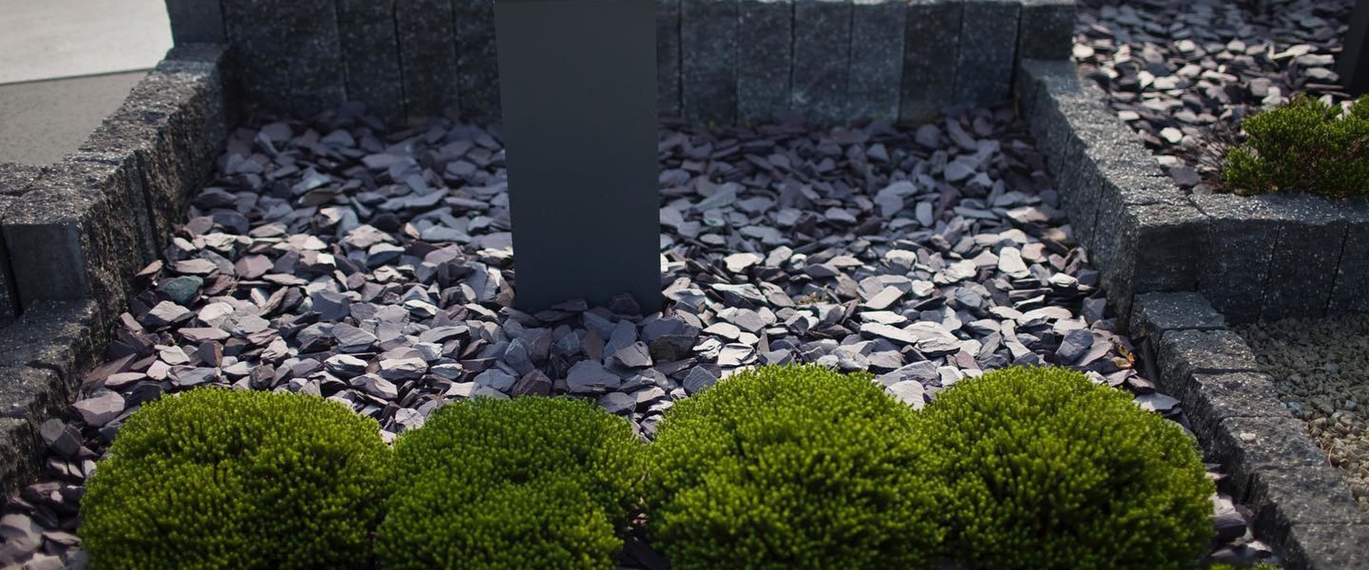 Plum Slate AI_WEB_BANNER_1920x800